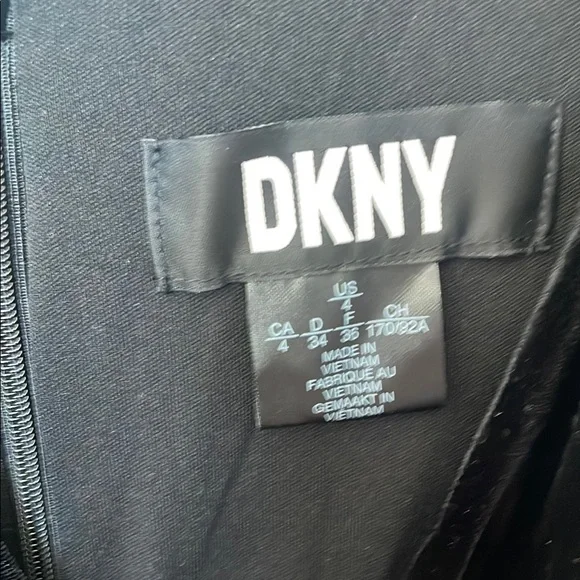 NWOT DKNY Midi Black Sleeveless Faux Wrap V Neckline Velvet Dress Size 4 - Picture 5 of 11